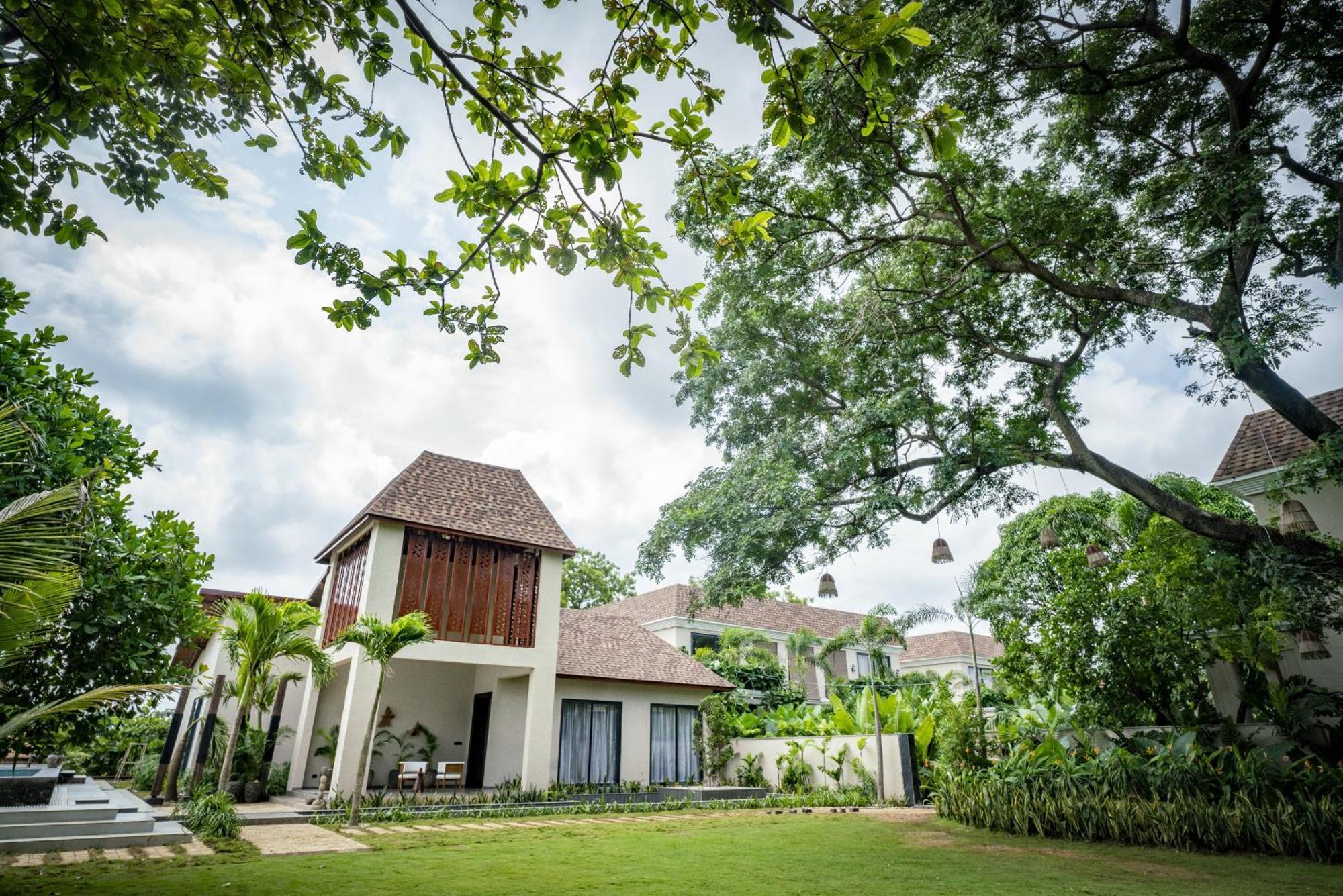 Maira Resort And Convention Centre Rāipur Esterno foto